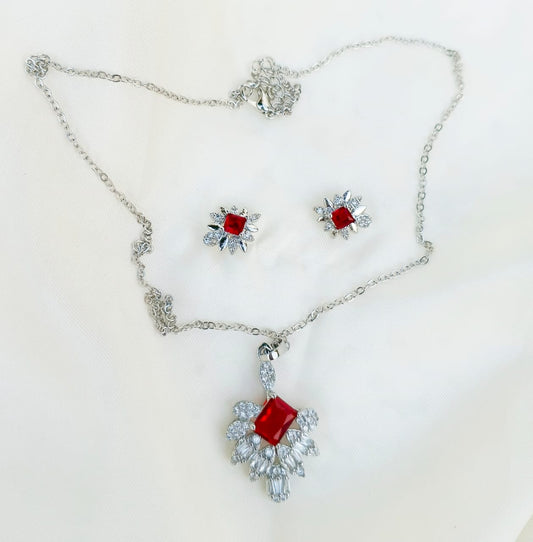 ROSEMARRY LOCKET SET L109