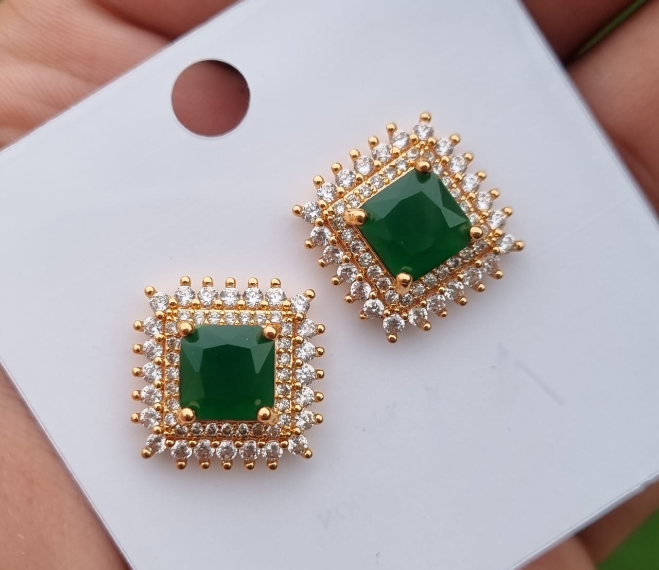GREEN TOPS T100