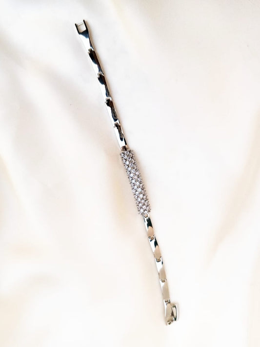 WHITE STONE BRACLET B106