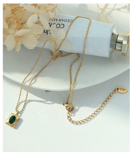 GREEN CUBIC PENDANT P124