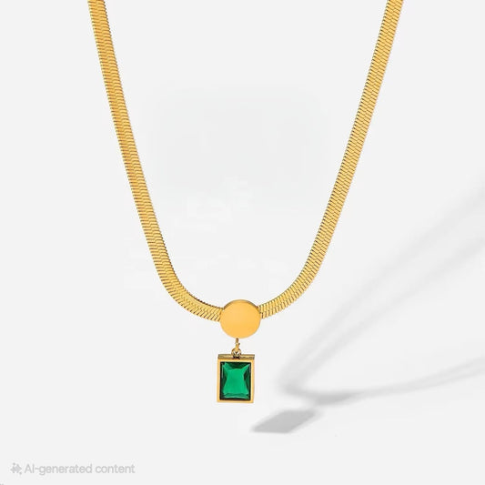 GREEN EMBRALED PENDANT P113