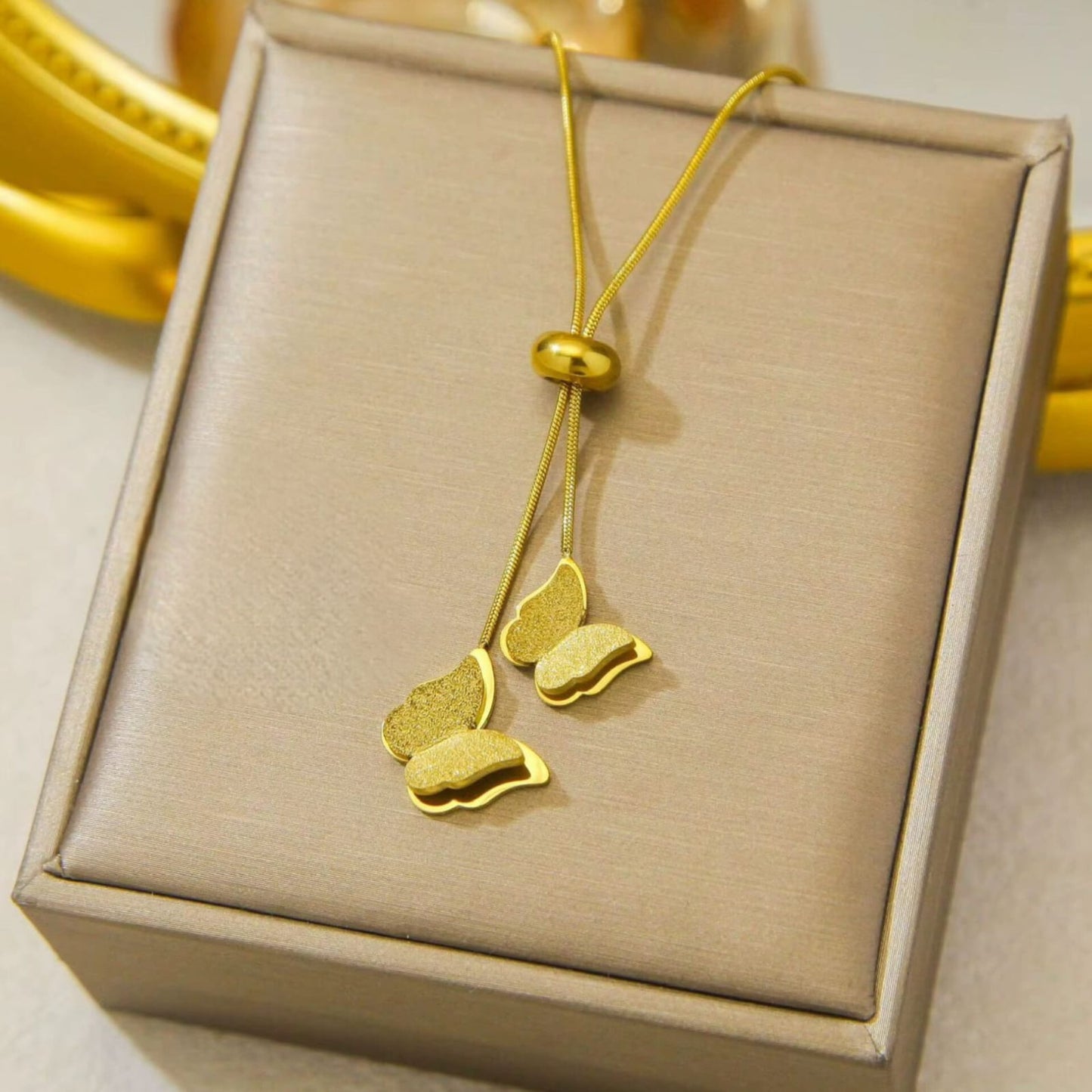DUO BUTTERFLY PENDANT P114